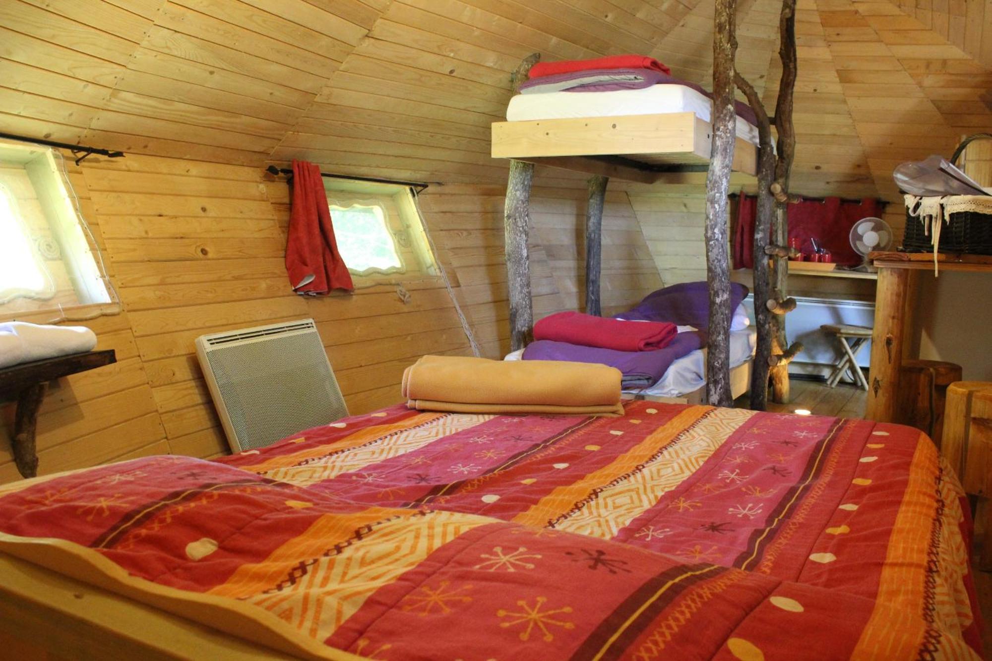 Village Vacances - Defiplanet' Dienne  ภายนอก รูปภาพ